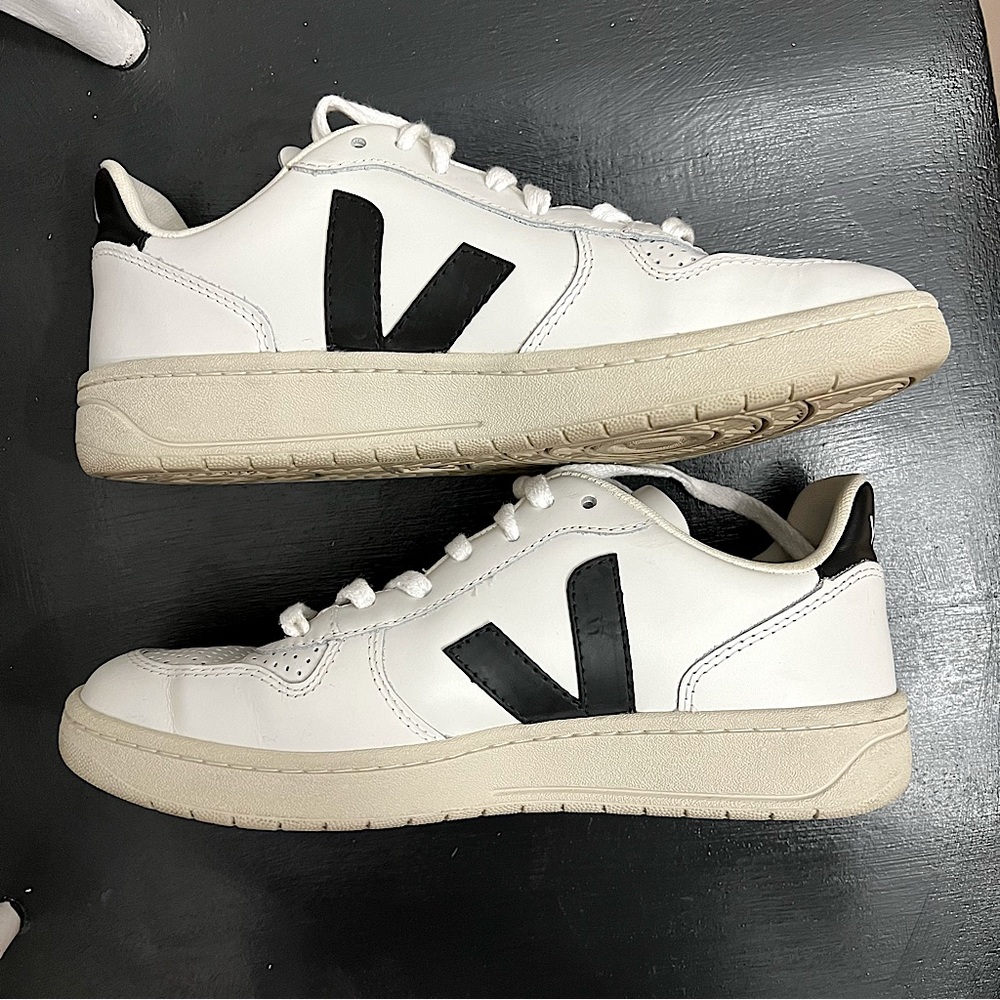 Veja V-10 Leather White Sneakers